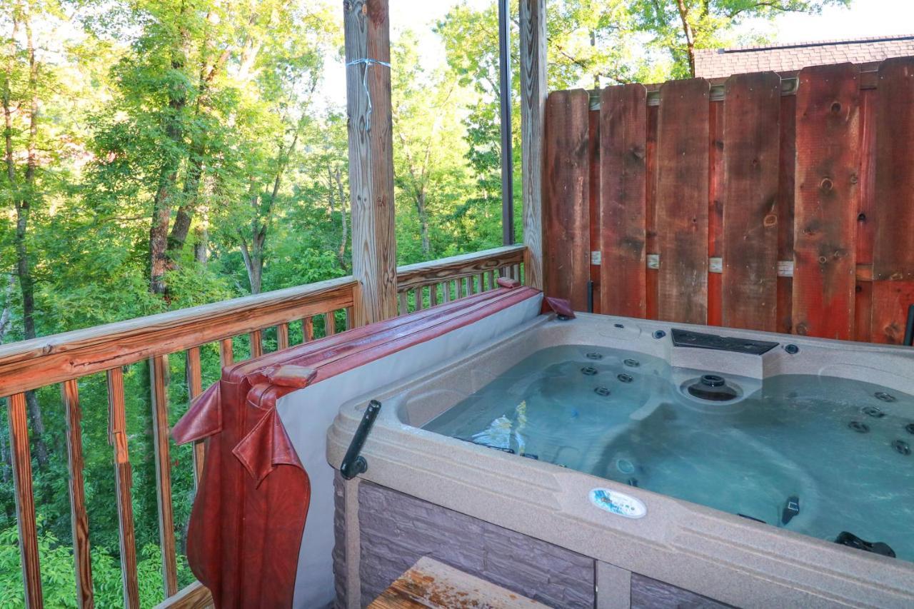 Hidden Springs Lodge Pigeon Forge Exterior photo