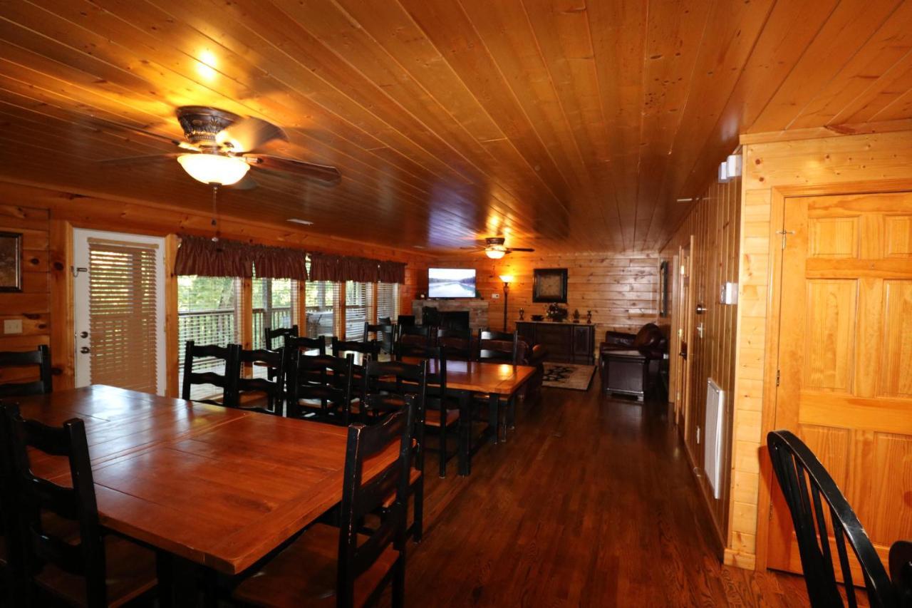 Hidden Springs Lodge Pigeon Forge Exterior photo