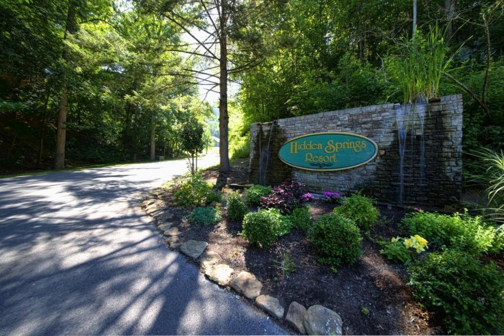 Hidden Springs Lodge Pigeon Forge Exterior photo