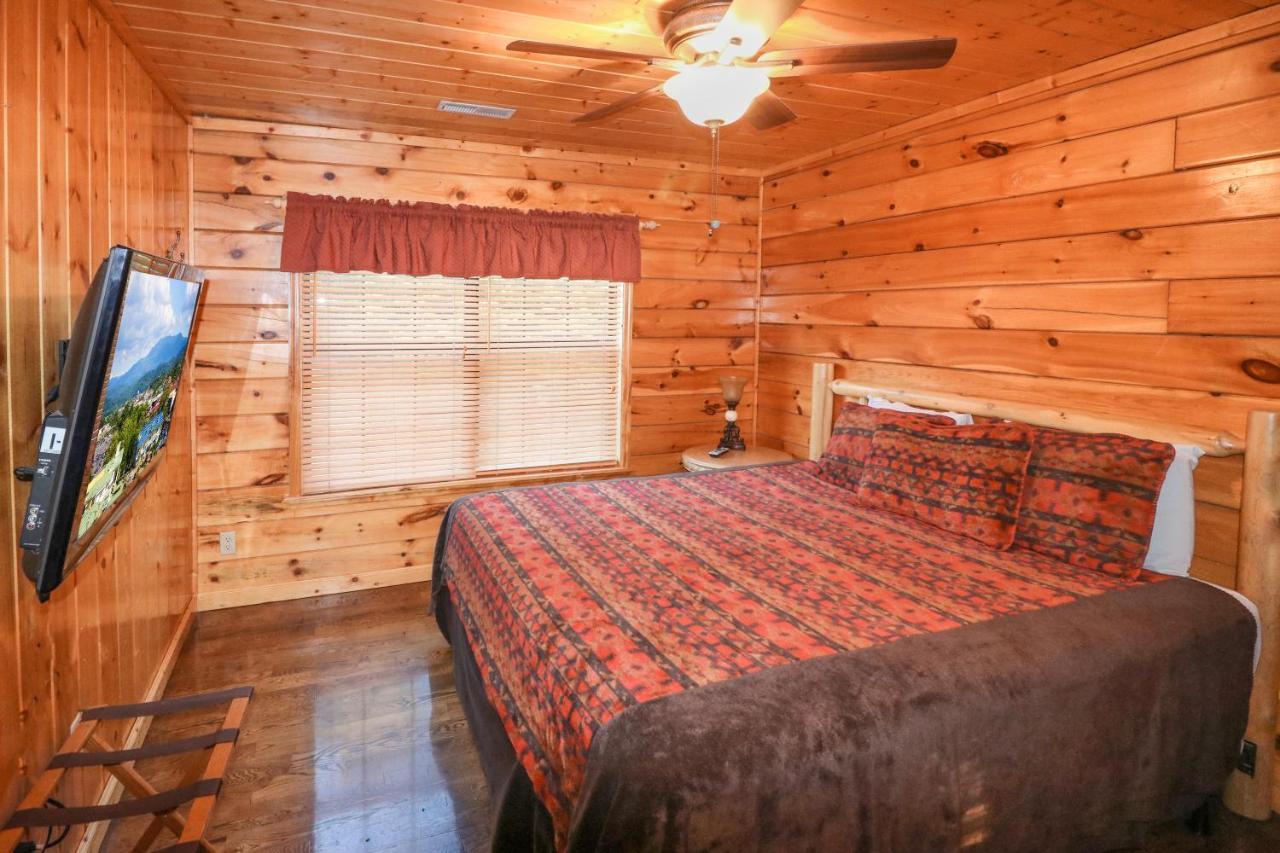 Hidden Springs Lodge Pigeon Forge Exterior photo