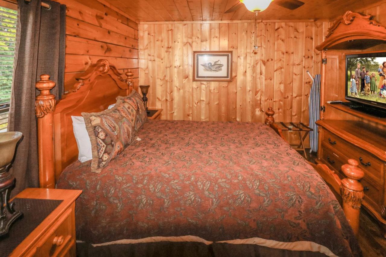 Hidden Springs Lodge Pigeon Forge Exterior photo